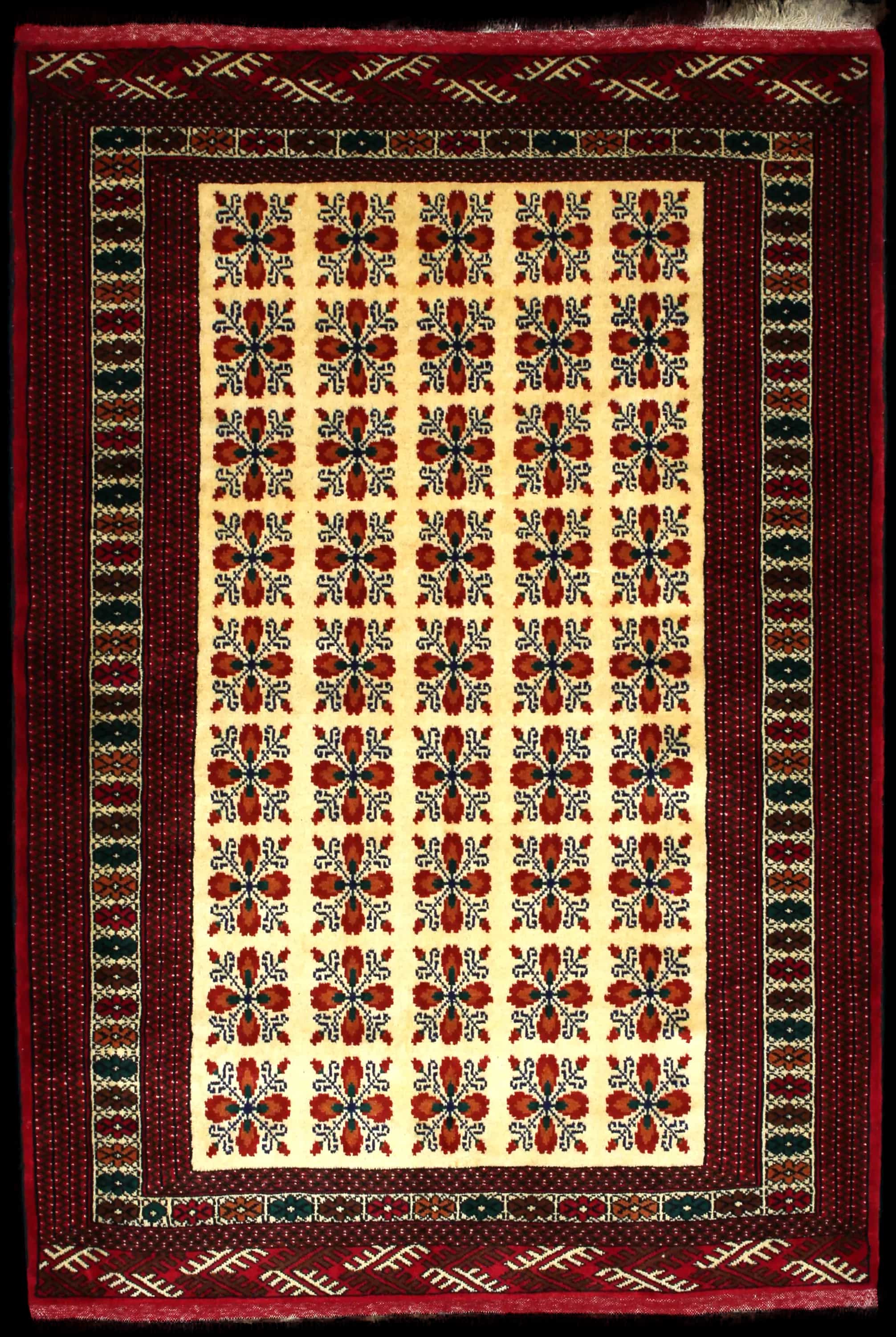 Handmade Persian rug in dimensions 194 centimeters length by 132 centimeters width with mainly Red and Beige colors