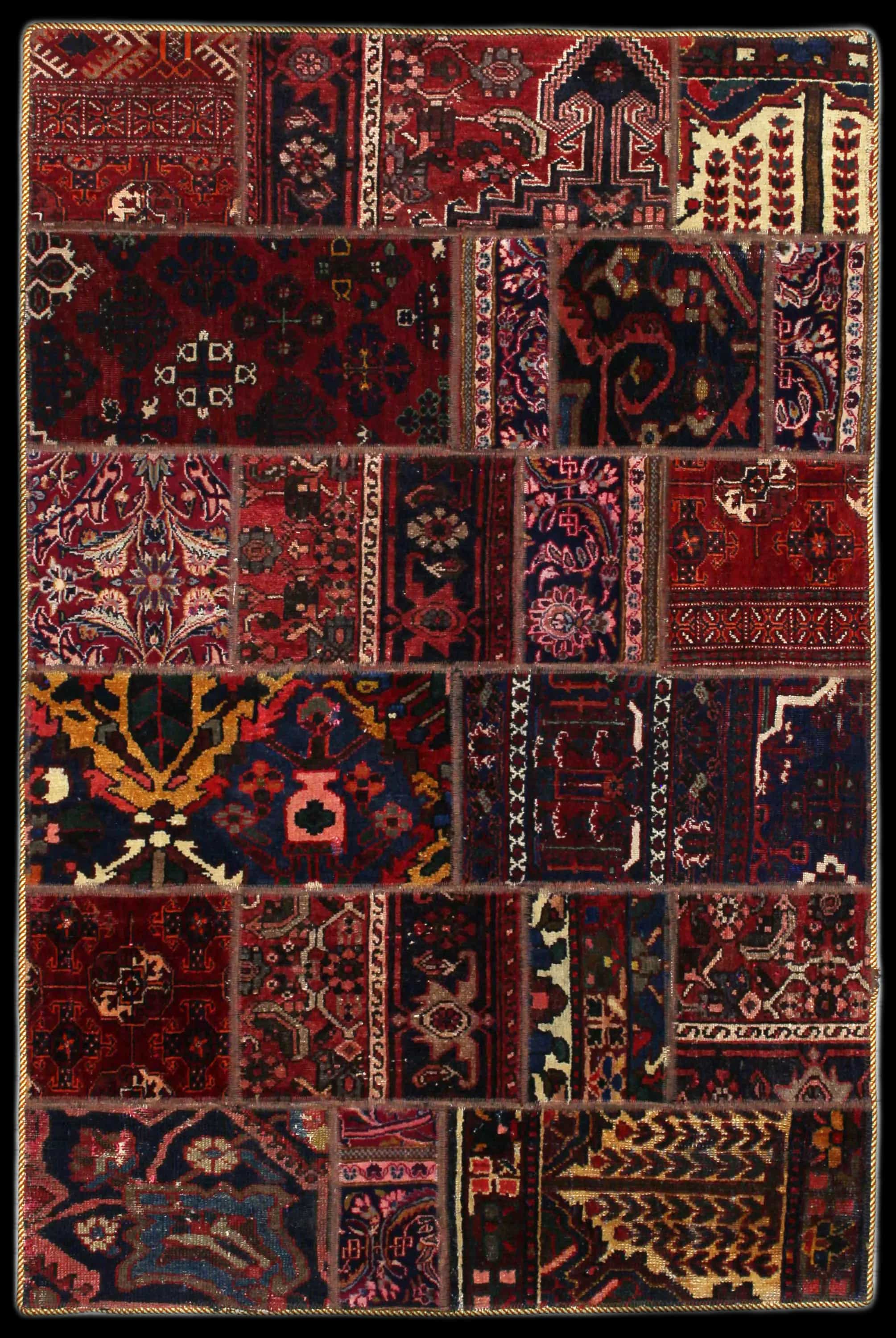 Handmade Perse rug in dimensions 179 centimeters length by 119 centimeters width with mainly Rouge colors