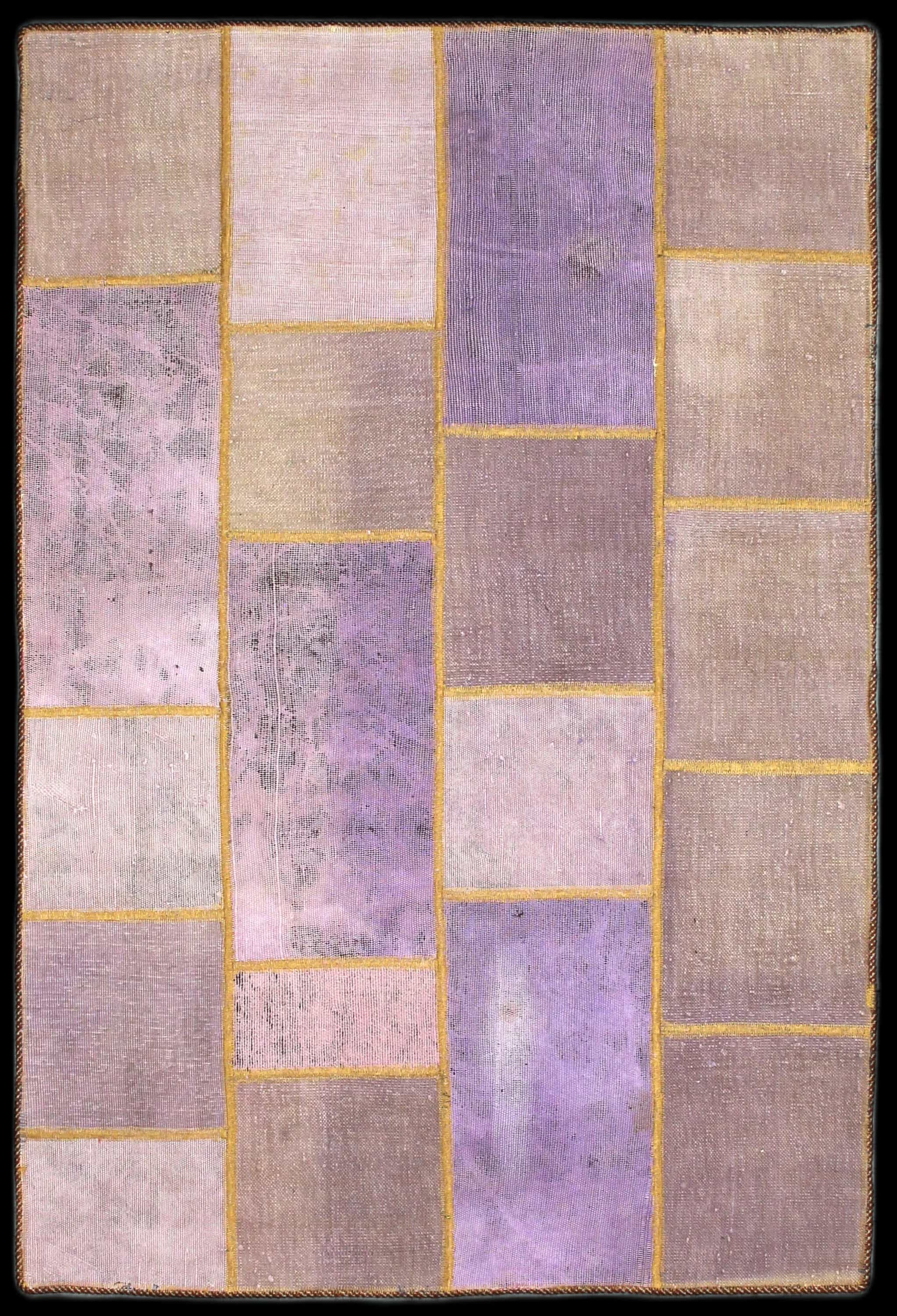 Handmade Perse rug in dimensions 165 centimeters length by 119 centimeters width with mainly Violet colors