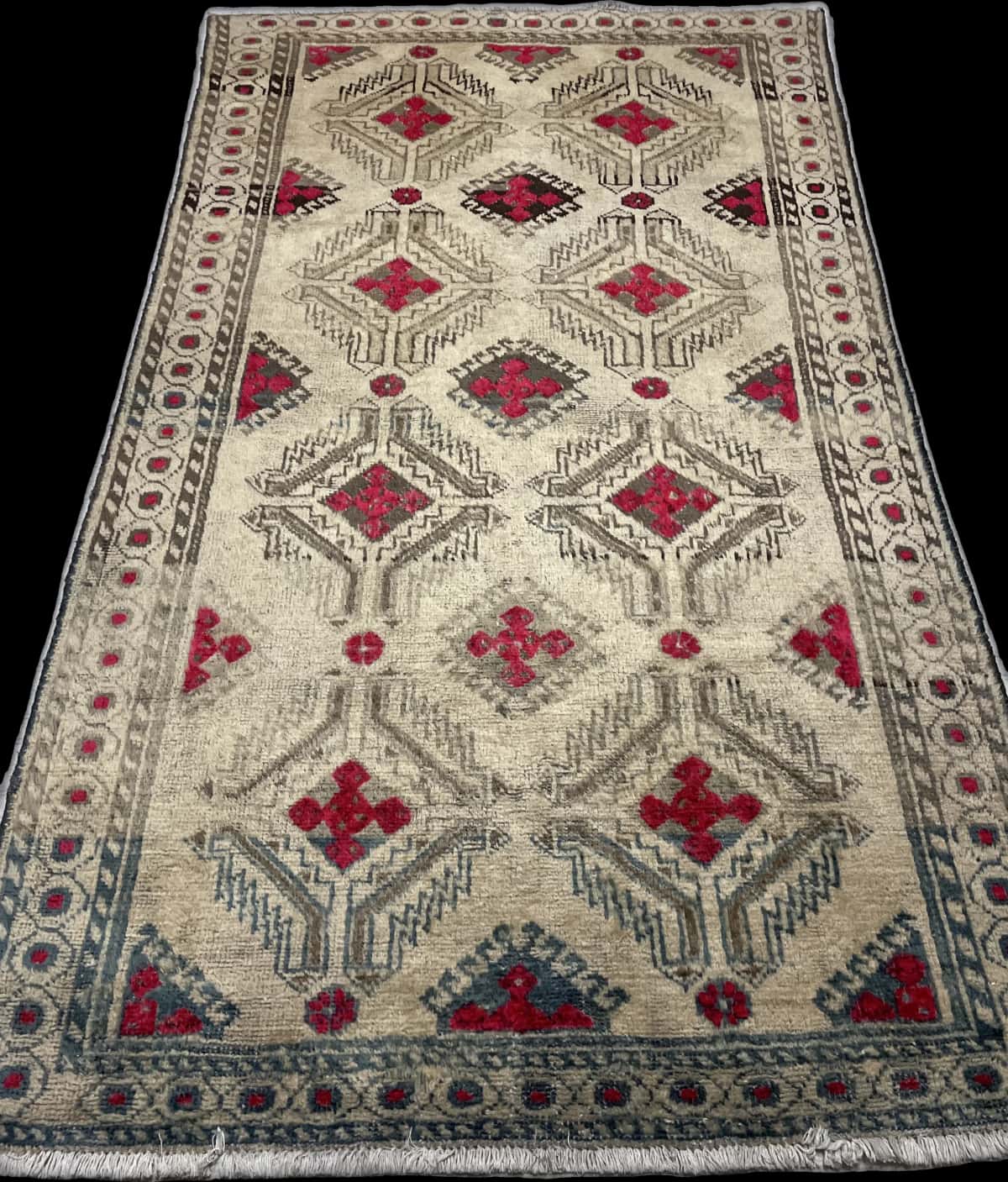 Persian rug of Baluch style in dimensions 214 centimeters length by 125 centimeters width with mainly yellow and brown colors — Perspective