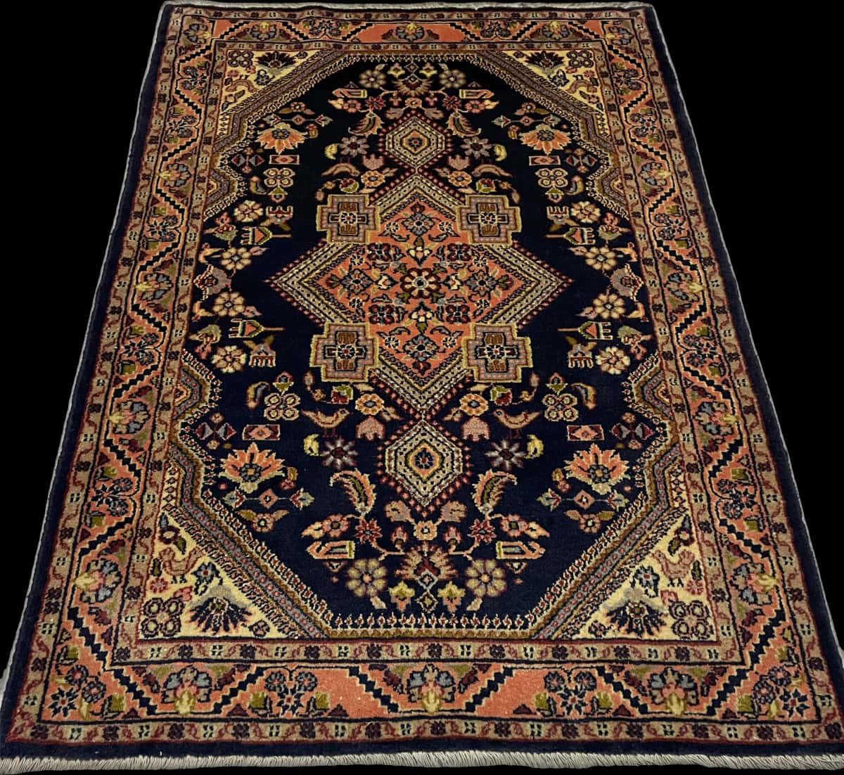 Persian rug of Hamadan style in dimensions 150 centimeters length by 106 centimeters width with mainly blue colors — Perspective