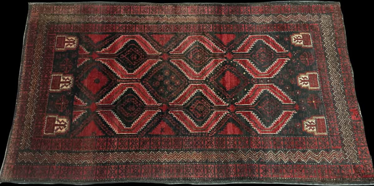 Persian rug of Baluch style in dimensions 184 centimeters length by 105 centimeters width with mainly red colors — Perspective