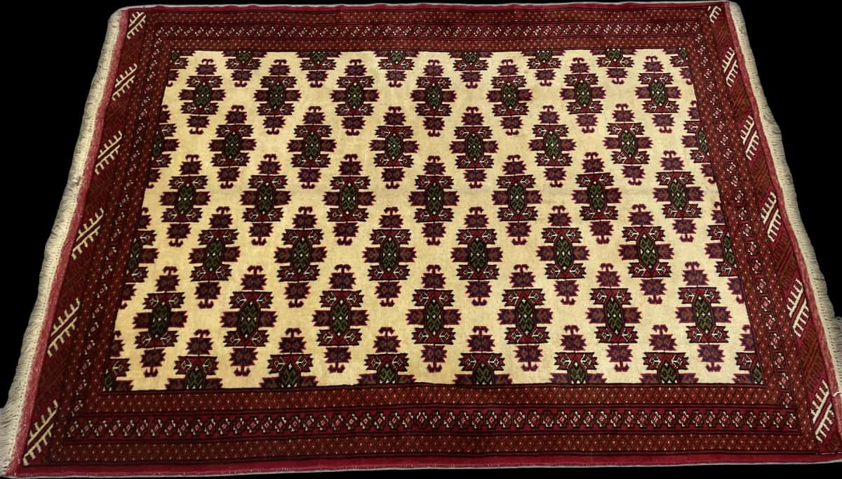 Persian rug of Turkoman style in dimensions 185 centimeters length by 132 centimeters width with mainly red and beige colors — Perspective