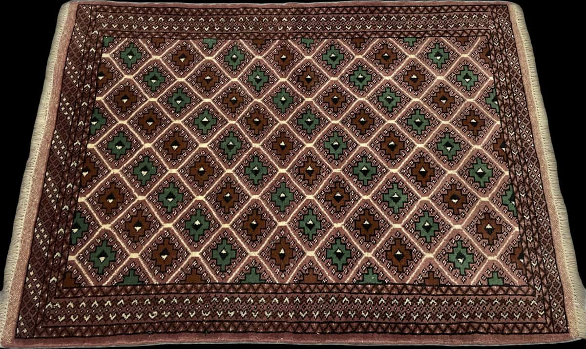Persian rug in dimensions 140 centimeters length by 100 centimeters width with mainly brown colors — Perspective