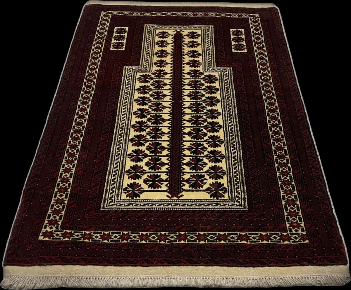 Persian rug of Turkoman style in dimensions 158 centimeters length by 106 centimeters width with mainly red colors — Perspective
