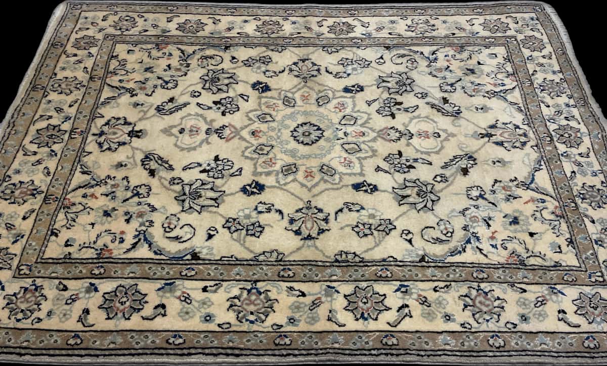 Persian rug of Nain style in dimensions 206 centimeters length by 145 centimeters width with mainly beige colors — Perspective