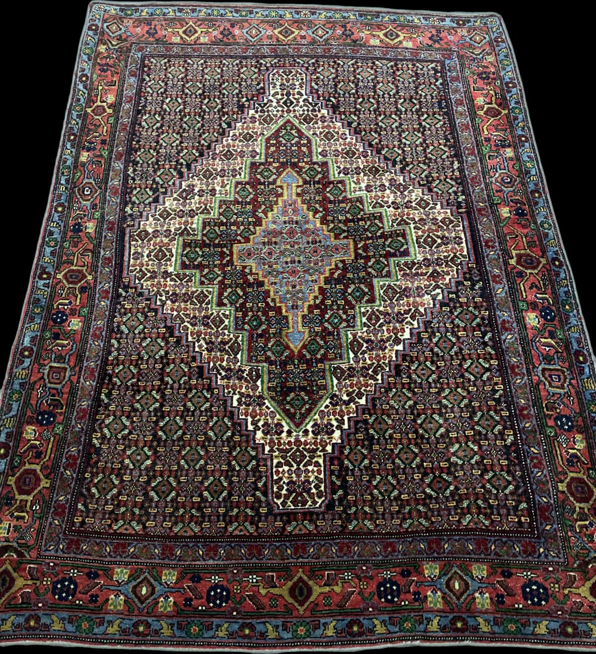 Persian rug of Sanandaj style in dimensions 182 centimeters length by 130 centimeters width with mainly colorful colors — Perspective