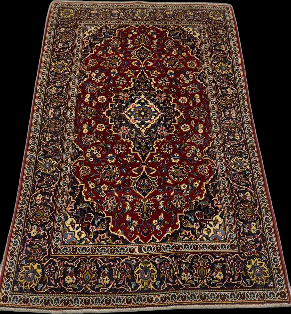 Persian rug of Kashan style in dimensions 164 centimeters length by 105 centimeters width with mainly red and blue colors — Perspective