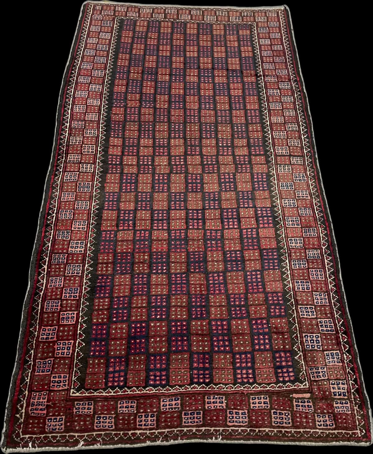 alfombra persa de estilo baluch en dimensiones 170 centímetros de largo por 93 centímetros de ancho con colores principalmente marrón y azul — Perspectiva