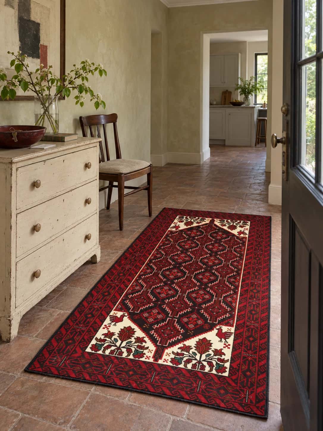 Alfombra persa baluch, geométrica, 105x194 cm, principalmente en rojo — En una habitación