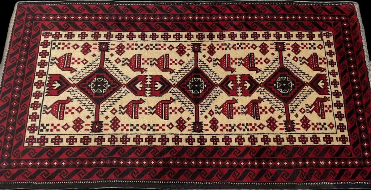 Persian rug of Baluch style in dimensions 187 centimeters length by 106 centimeters width with mainly beige and red colors — Perspective
