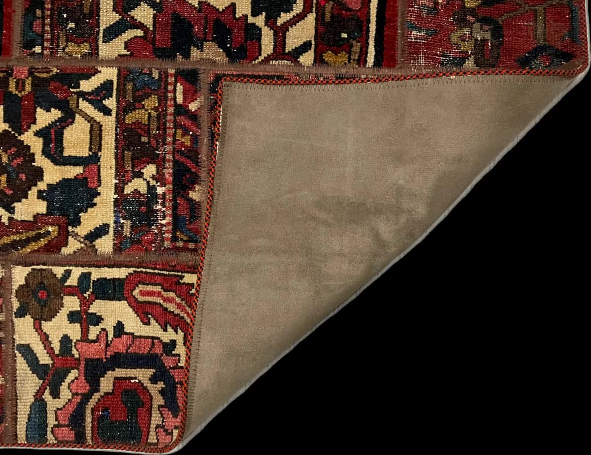 Persian rug of Rey style in dimensions 207 centimeters length by 150 centimeters width with mainly red and beige colors — Folded