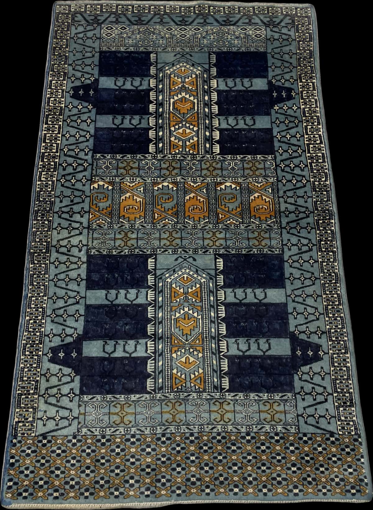 Persian rug of Turkoman style in dimensions 166 centimeters length by 95 centimeters width with mainly blue colors — Perspective