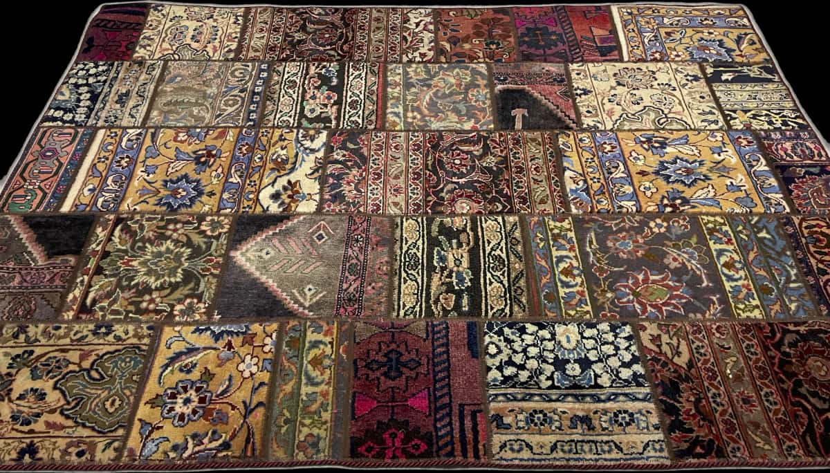 Persian rug of Patchwork style in dimensions 205 centimeters length by 150 centimeters width with mainly beige and red colors — Perspective