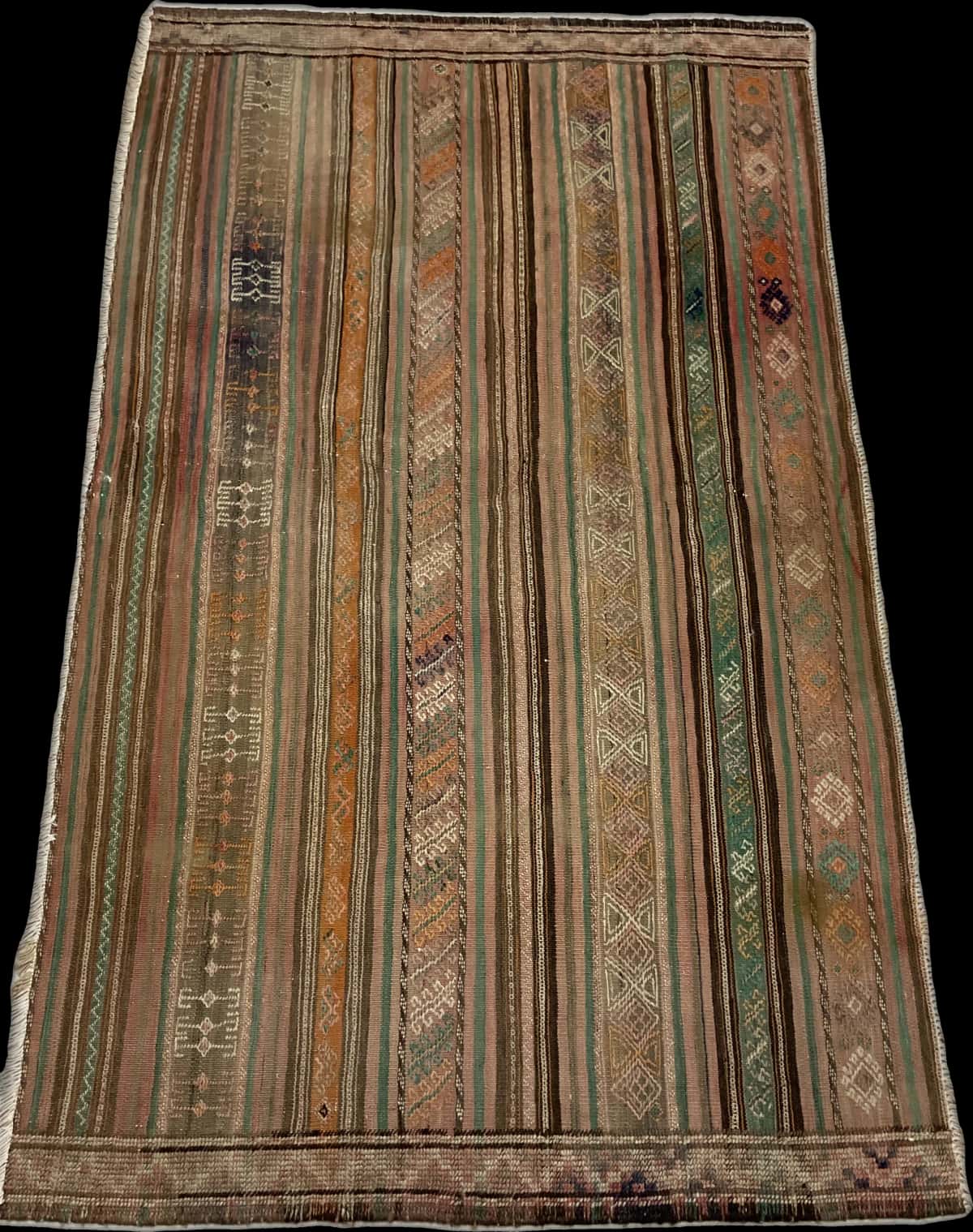 Persian rug of Sumak style in dimensions 189 centimeters length by 116 centimeters width with mainly brown colors — Perspective
