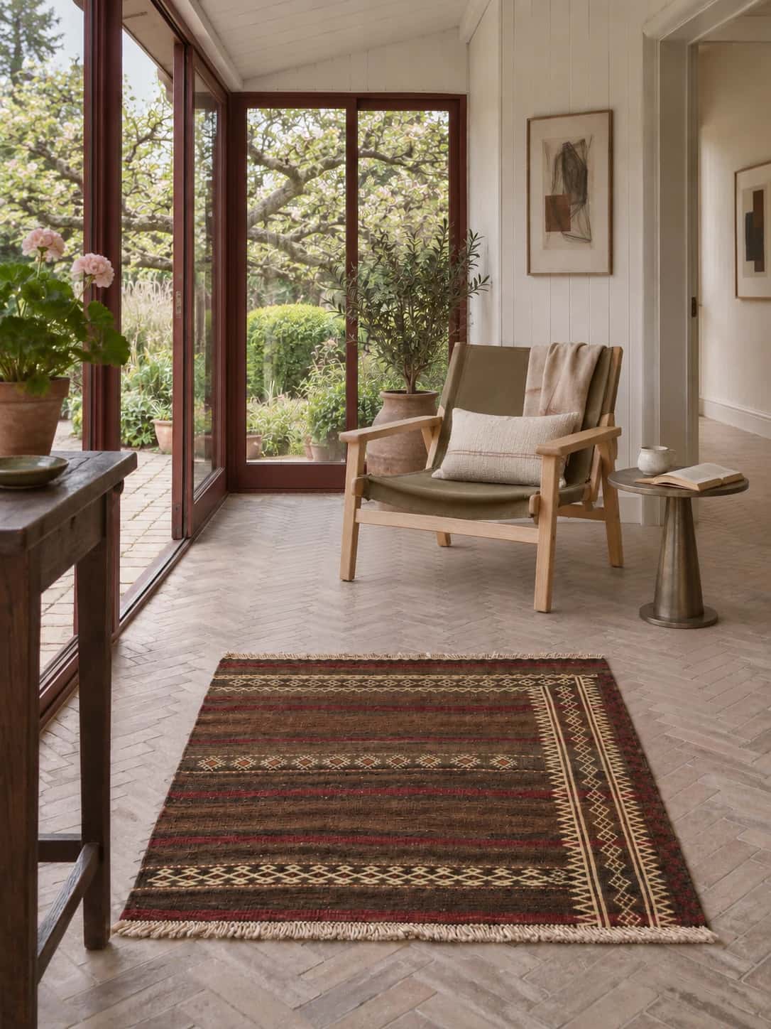 Persian Sumak Kilim rug, 83x83 cm, mainly red — In a room