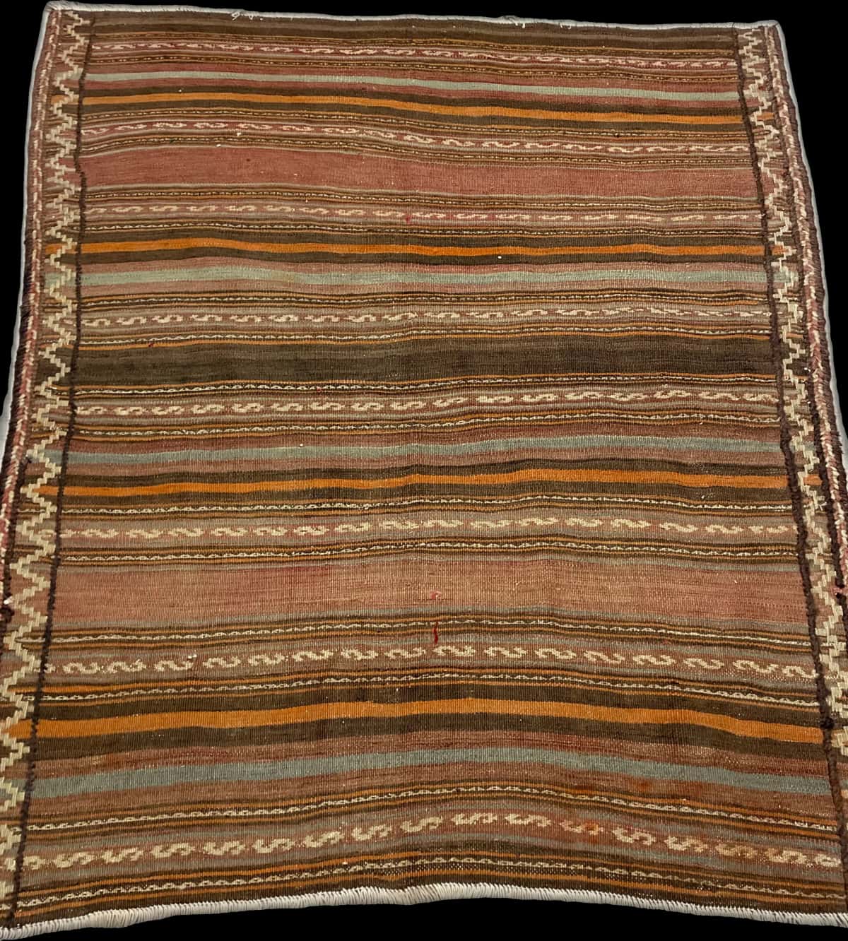 Persian rug of Sumak style in dimensions 163 centimeters length by 138 centimeters width with mainly brown colors — Perspective