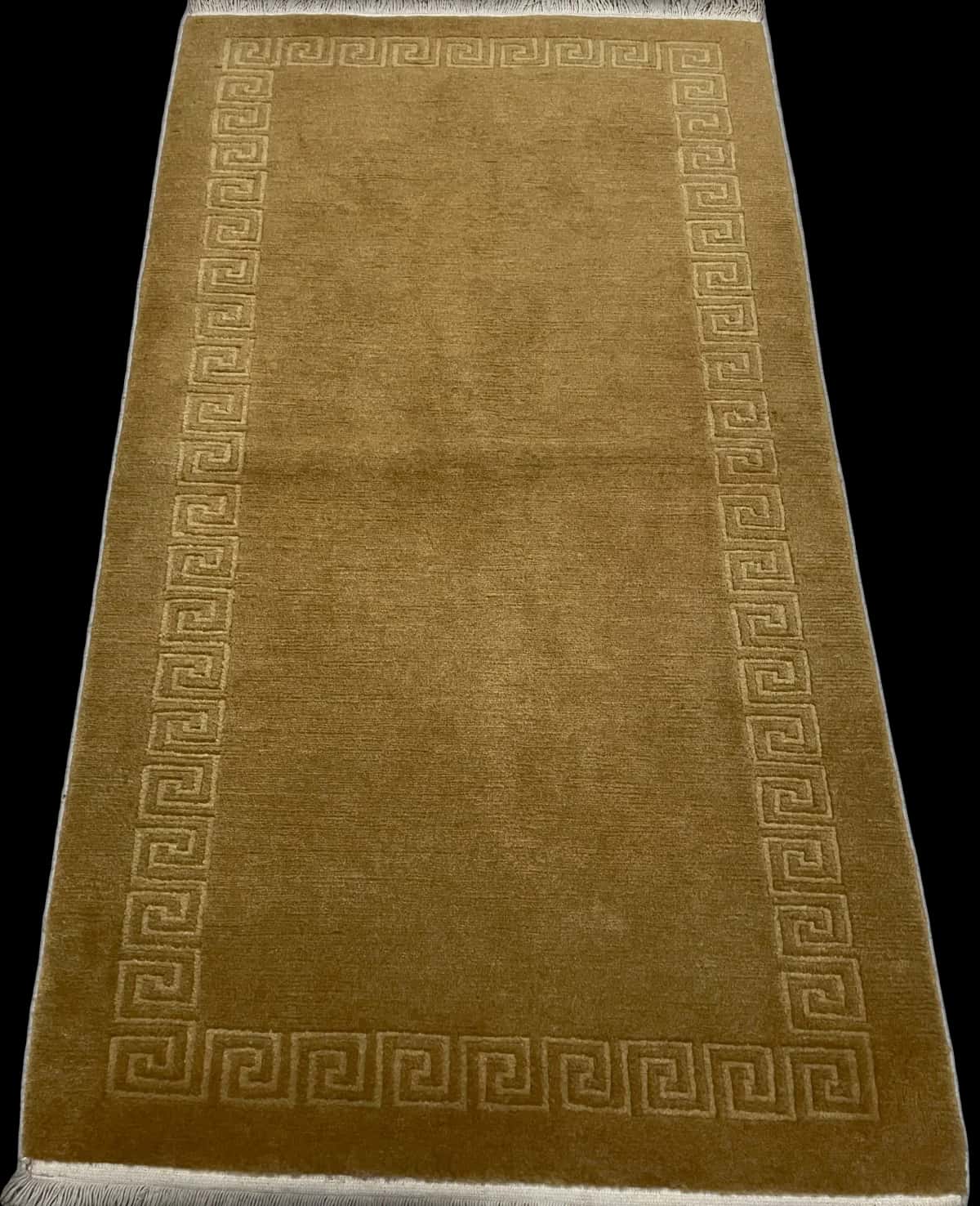 Nepali rug of Tibetan style in dimensions 166 centimeters length by 94 centimeters width with mainly yellow colors — Perspective