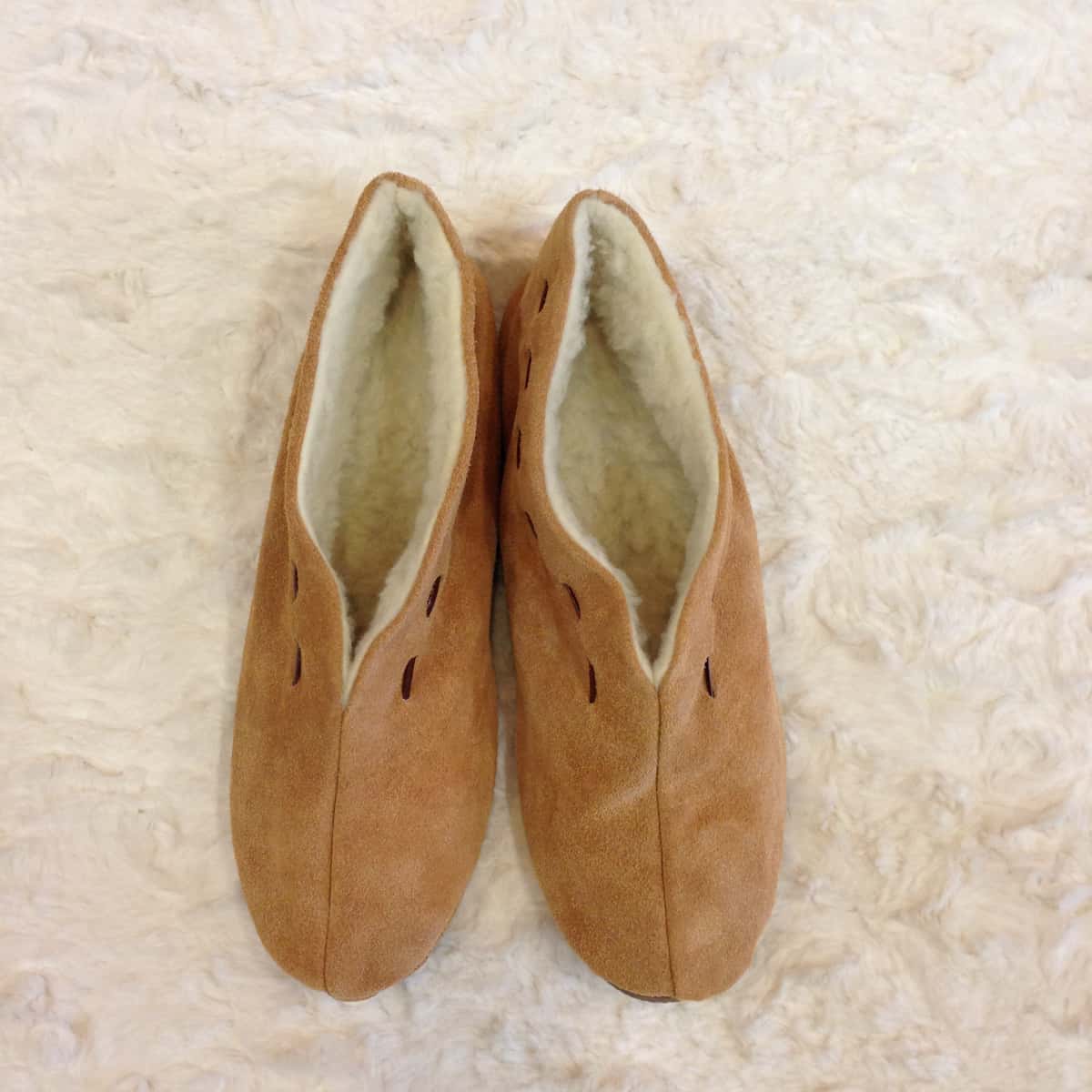 Schuhe mit überwiegend braun Farben — Sohle