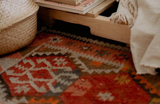 Sample of what can be expected when browsing through kilim/sumak carpets