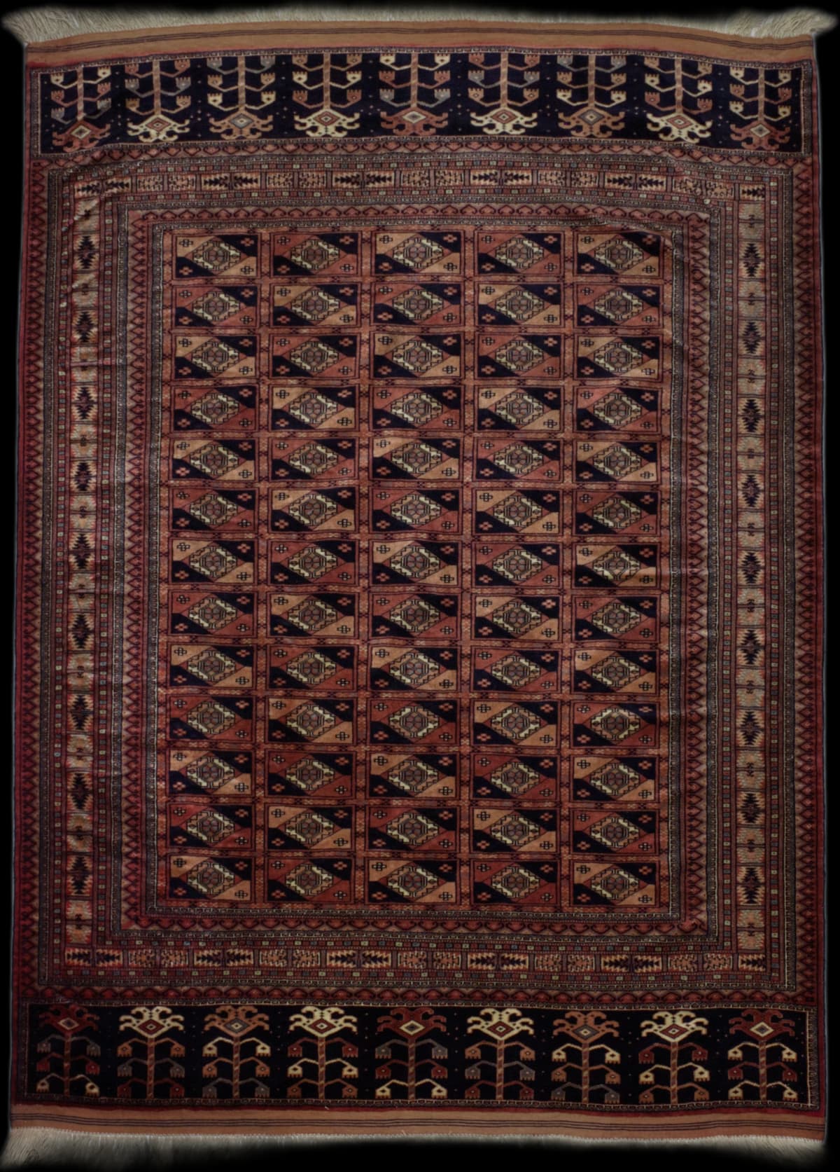 Persian rug in dimensions 223 centimeters length by 160 centimeters width with mainly pink and purple colors