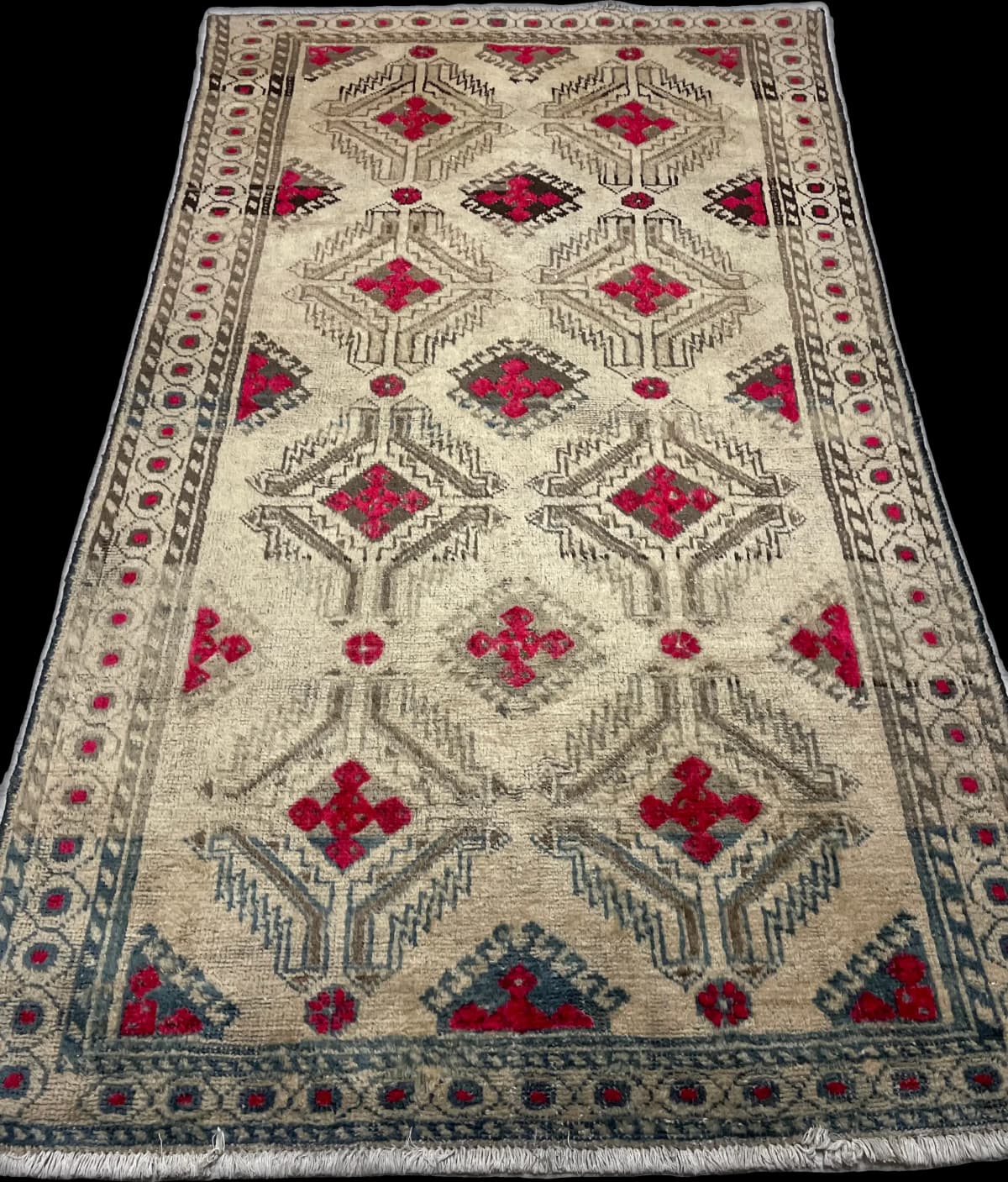 Perserteppich Belutsch, orientalisch, 125x214 cm, überwiegend in Gelb und Braun — Perspektive