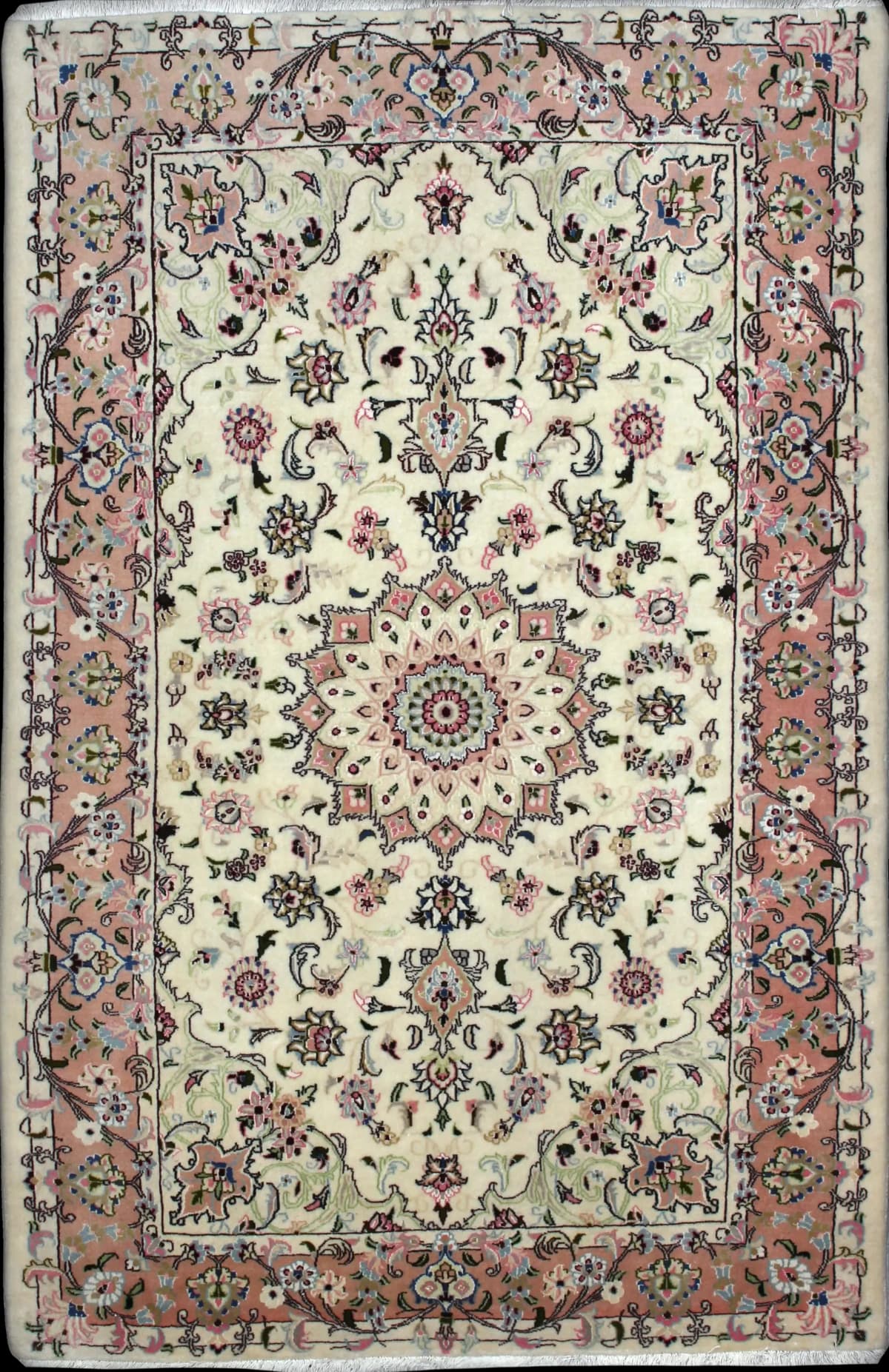Persian rug of Tabriz style in dimensions 208 centimeters length by 134 centimeters width with mainly beige and pink colors