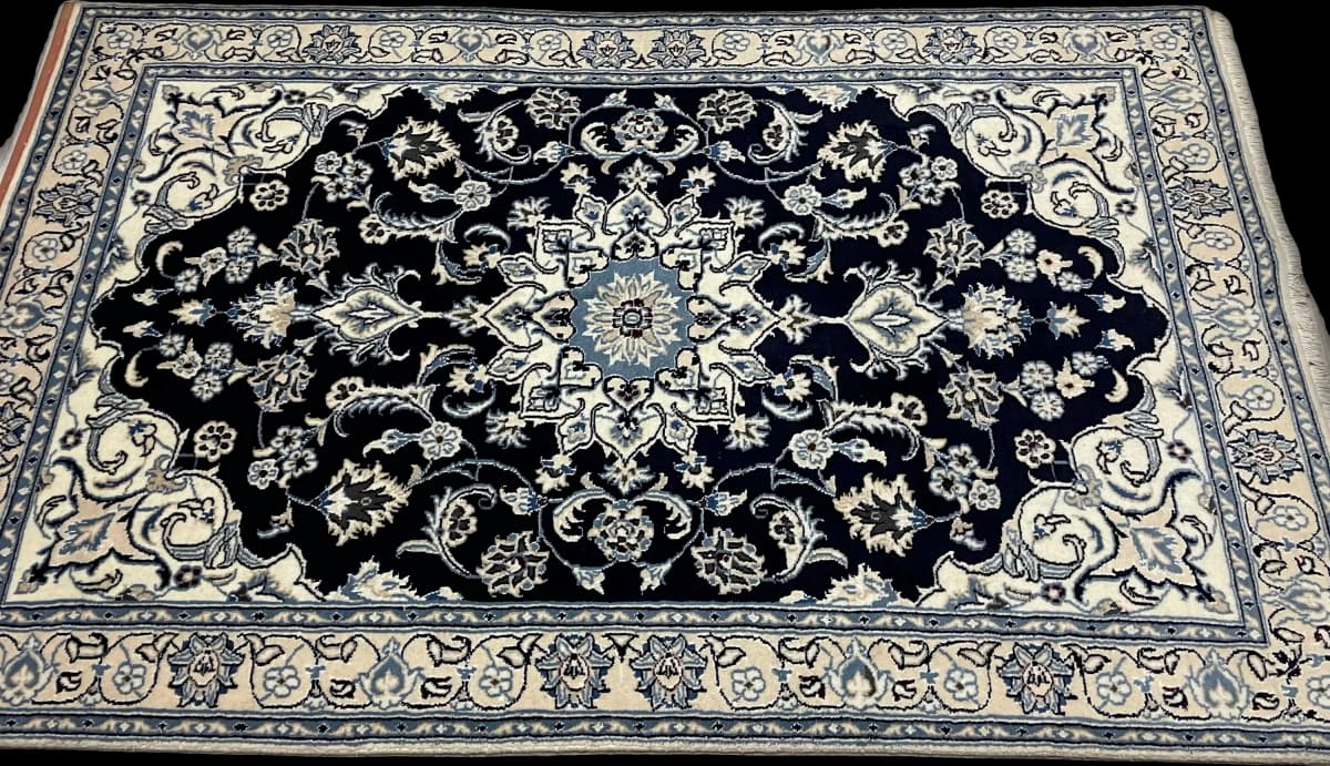 Tapis persan Nain, oriental, 125x204 cm, principalement bleu — Perspective