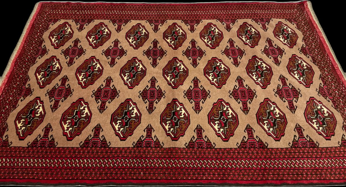 Perserteppich Turkmene, orientalisch, 130x190 cm, überwiegend in Rot und Braun — Perspektive