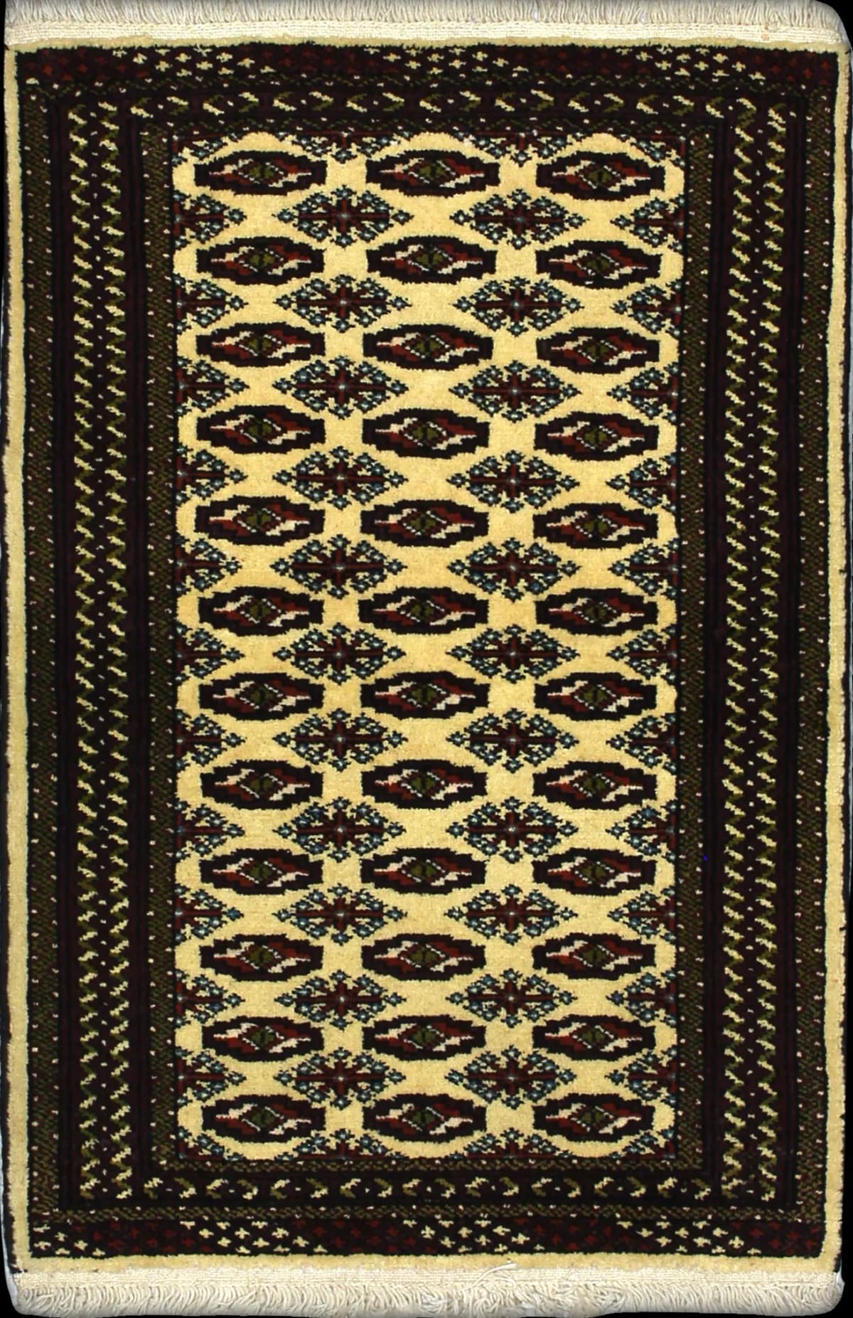 Persian rug in dimensions 116 centimeters length by 78 centimeters width with mainly yellow colors