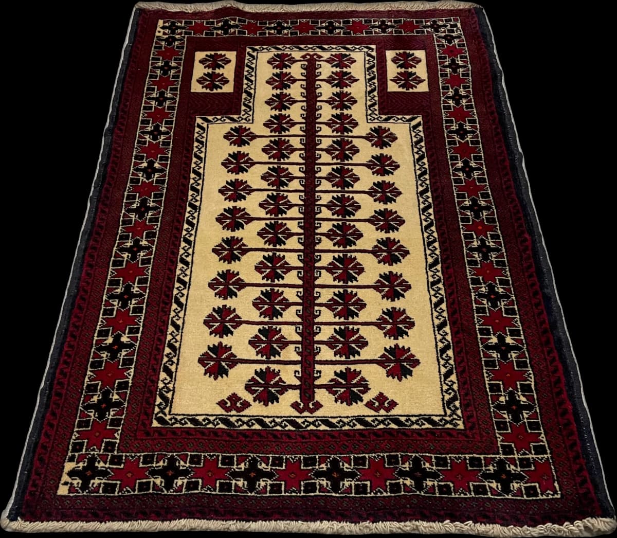 Tapis persan turkmène, oriental, 101x145 cm, principalement beige et rouge — Perspective