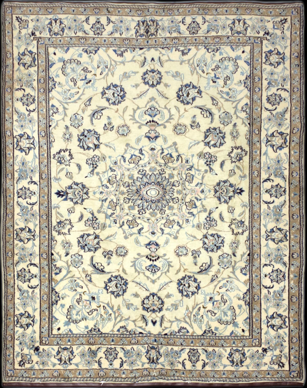 Persian rug of Nain style in dimensions 223 centimeters length by 162 centimeters width with mainly beige colors — Full view