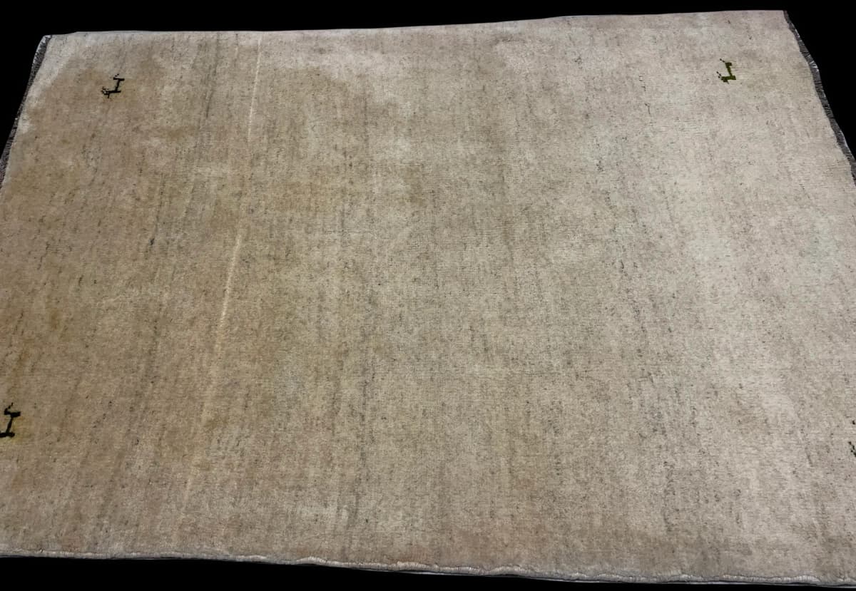 Perserteppich Gabbeh, schlicht, 135x187 cm, überwiegend in Beige — Perspektive