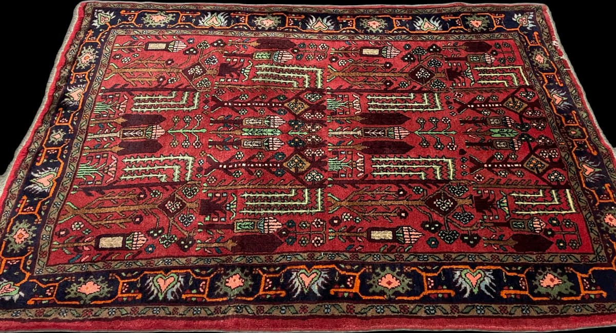 Perserteppich Nasrabad, orientalisch, 112x162 cm, überwiegend in Rot — Perspektive