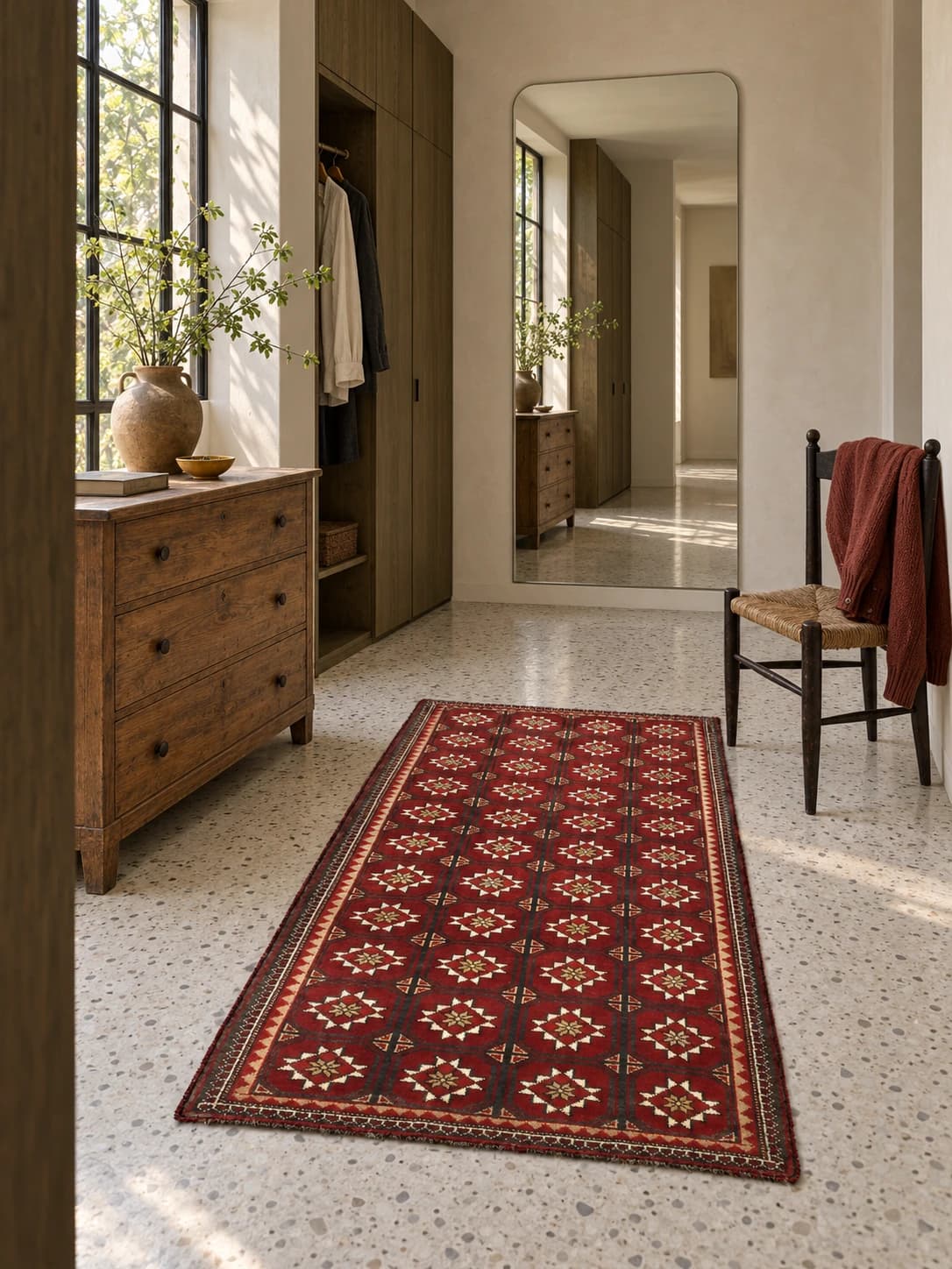 Perserteppich Belutsch, orientalisch, 92x150 cm, überwiegend in Rot — Im Raum