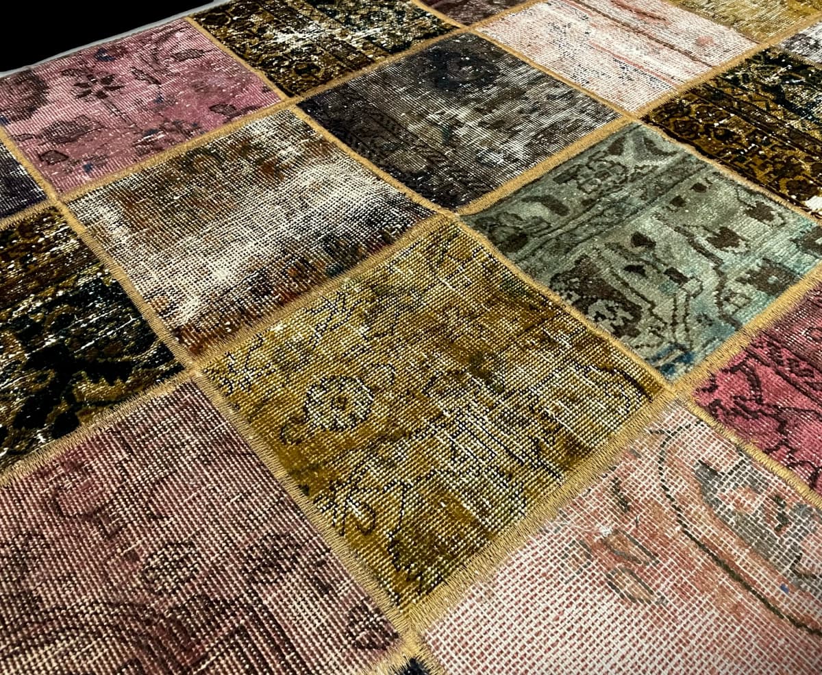 Persian Rey Patchwork Rug, 151x211 cm, multicoloured — Texture close-up