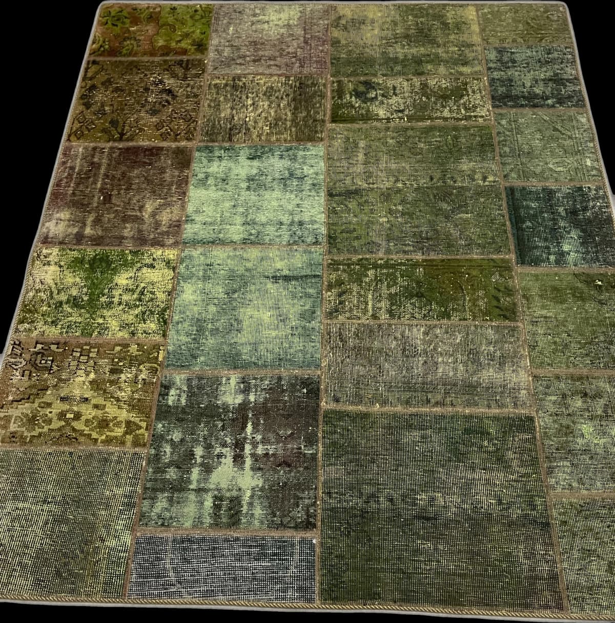 Tapis patchwork persan Rey, 160x200 cm, principalement vert — Perspective