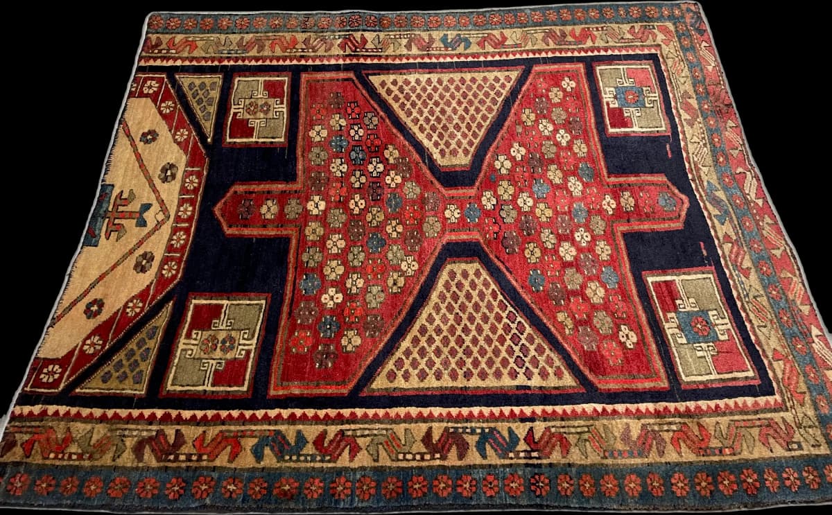 Tapis persan Meshginshahr, oriental, 116x134 cm, principalement rouge — Perspective