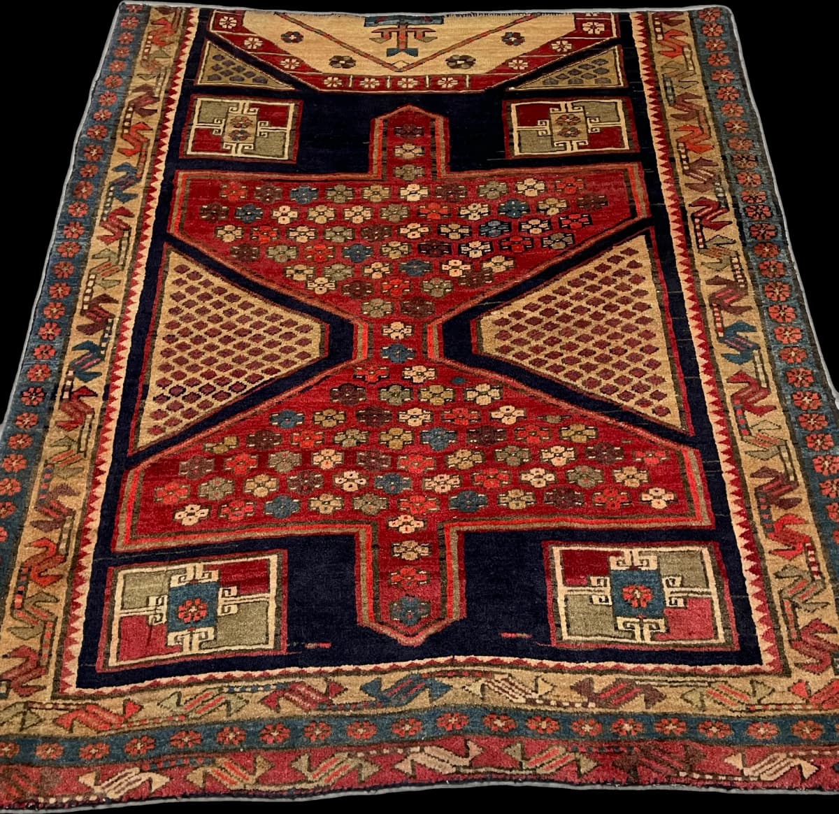 Tapis persan Meshginshahr, oriental, 116x134 cm, principalement rouge — Perspective