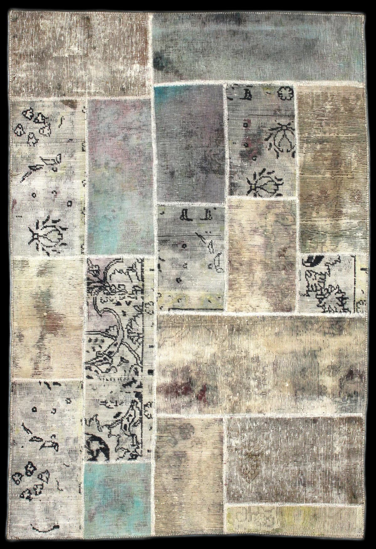 alfombra persa de estilo patchwork en dimensiones 180 centímetros de largo por 123 centímetros de ancho con colores principalmente beige y verde
