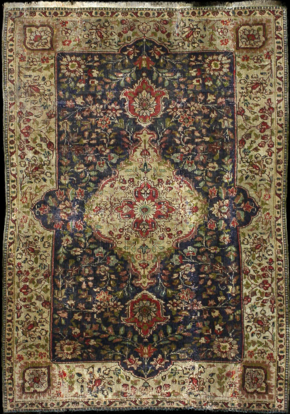 Persian rug of Tabriz style in dimensions 153 centimeters length by 110 centimeters width with mainly green and blue colors
