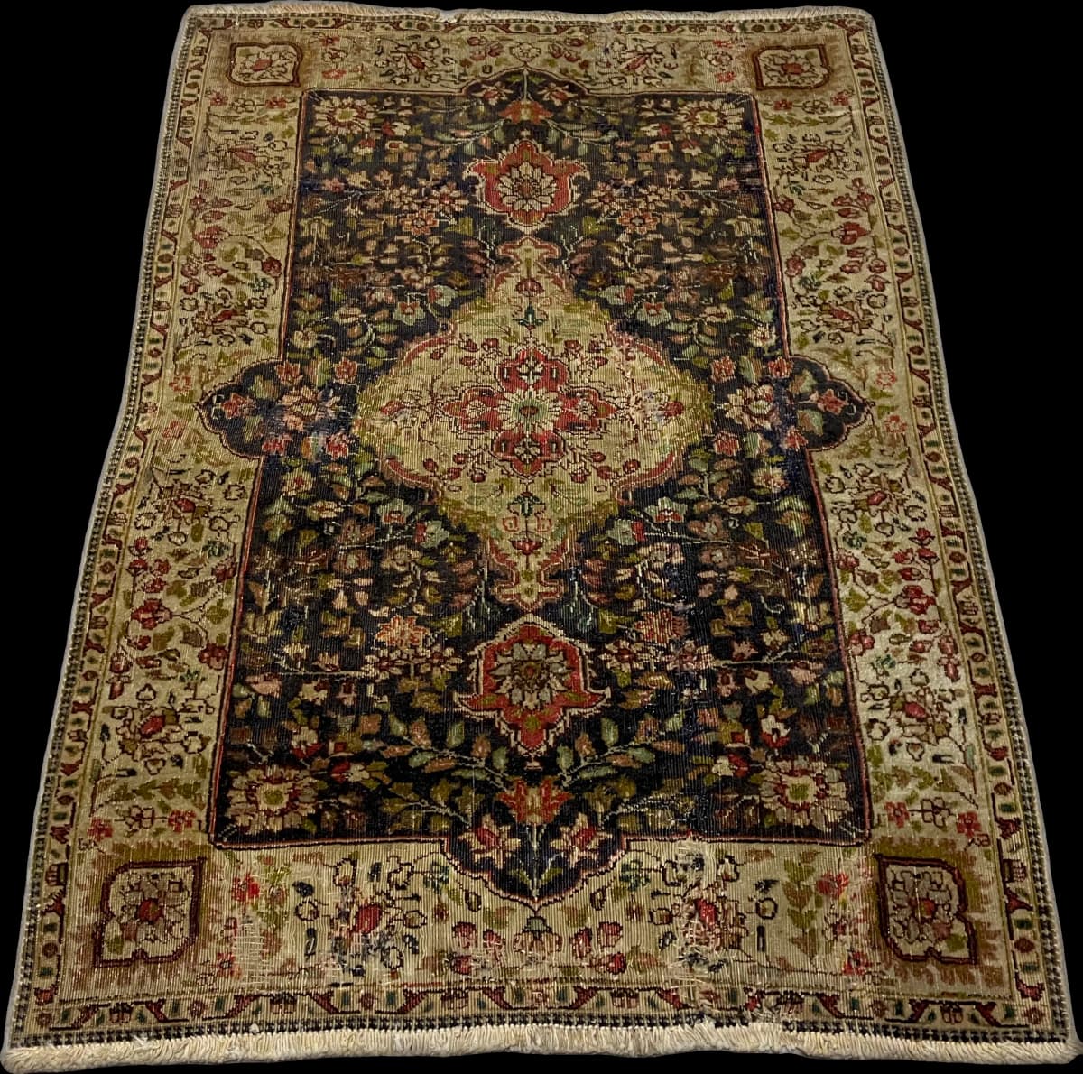 Perserteppich Tabriz, orientalisch, 110x153 cm, überwiegend in Grün und Blau — Perspektive