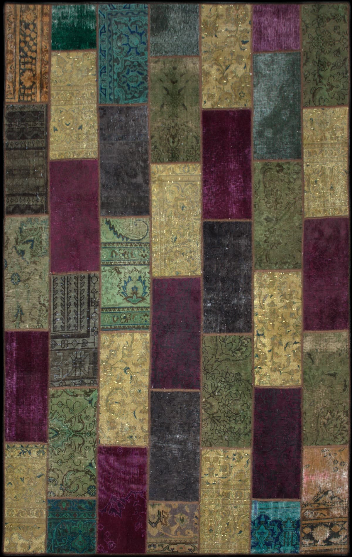 Persian rug in dimensions 300 centimeters length by 211 centimeters width