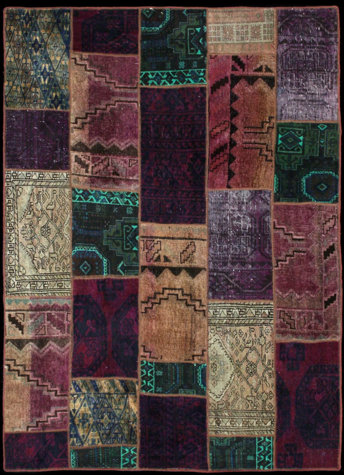 Persian rug of Patchwork style in dimensions 206 centimeters length by 150 centimeters width with mainly green and purple colors