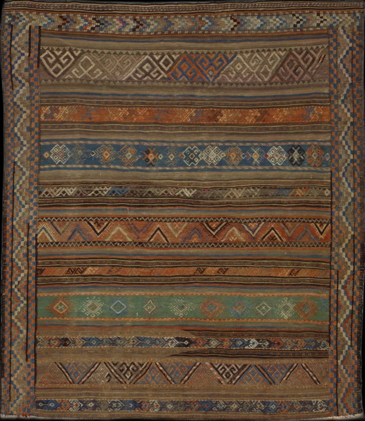 Persian rug in dimensions 187 centimeters length by 148 centimeters width with mainly brown colors