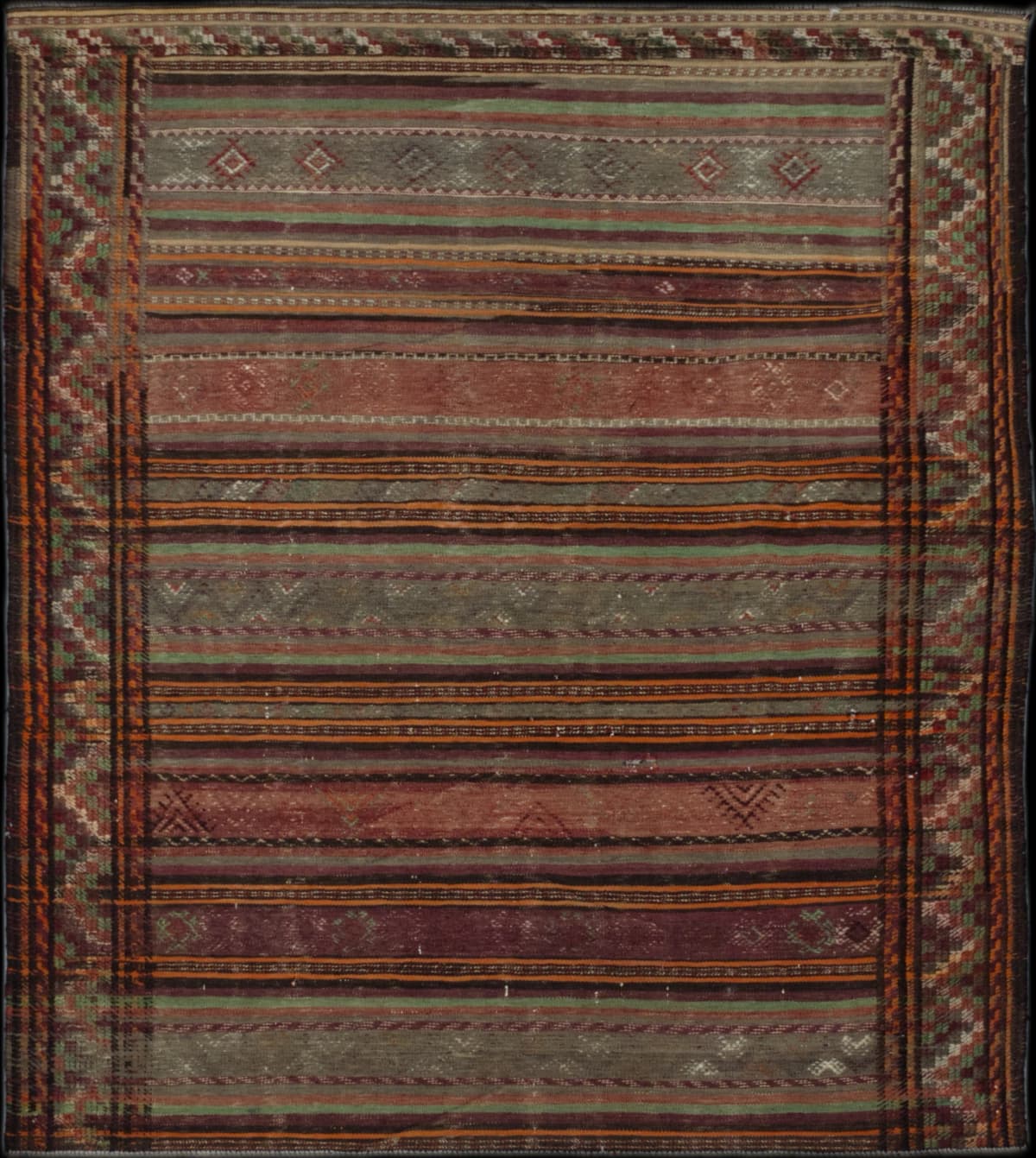 Persian rug in dimensions 170 centimeters length by 142 centimeters width with mainly brown colors