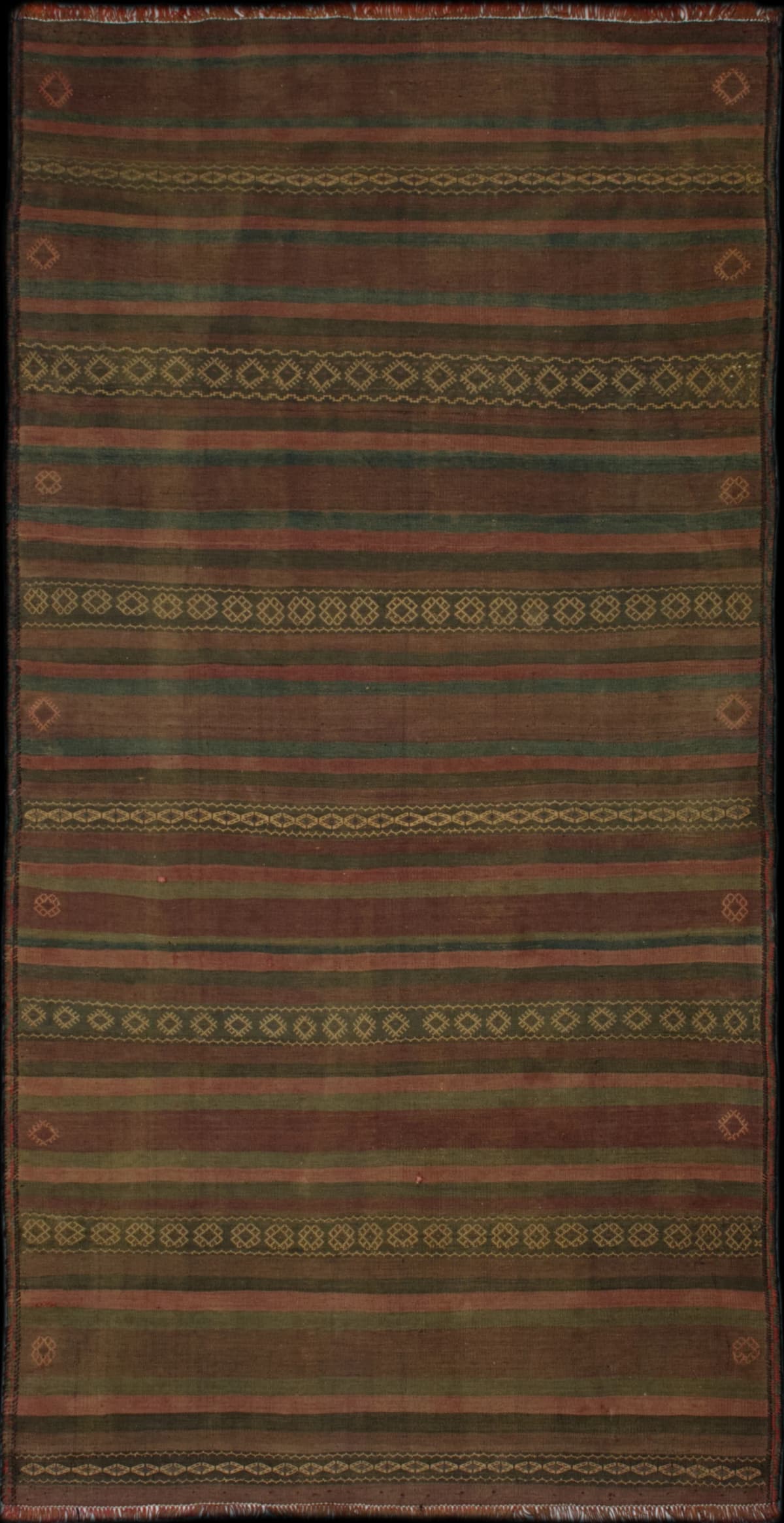Persian rug in dimensions 250 centimeters length by 120 centimeters width with mainly brown colors
