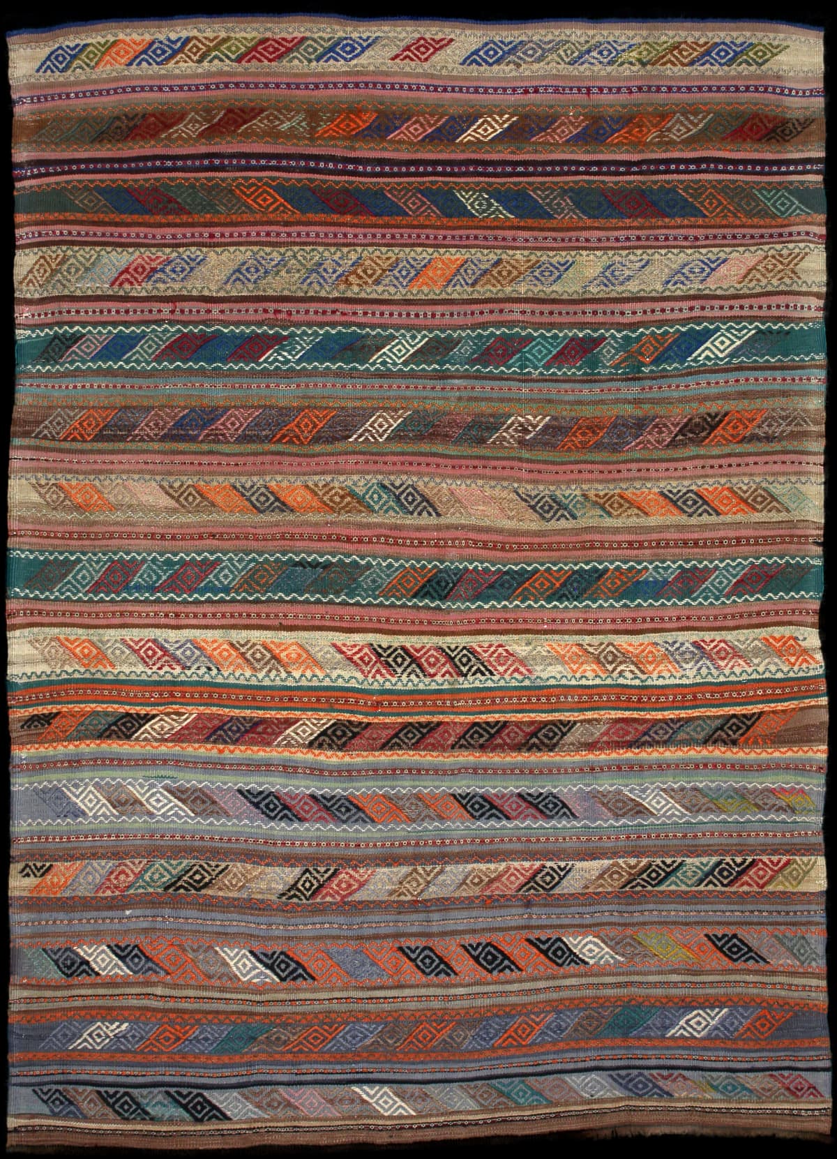 Persian rug of Sumak style in dimensions 215 centimeters length by 160 centimeters width with mainly brown and colorful colors