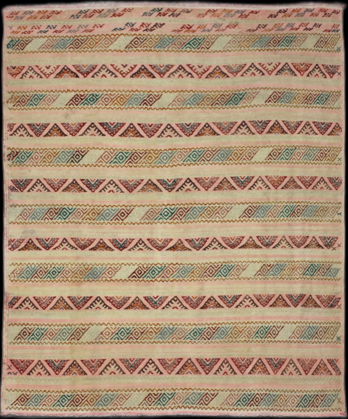 Persian rug in dimensions 187 centimeters length by 146 centimeters width with mainly beige colors