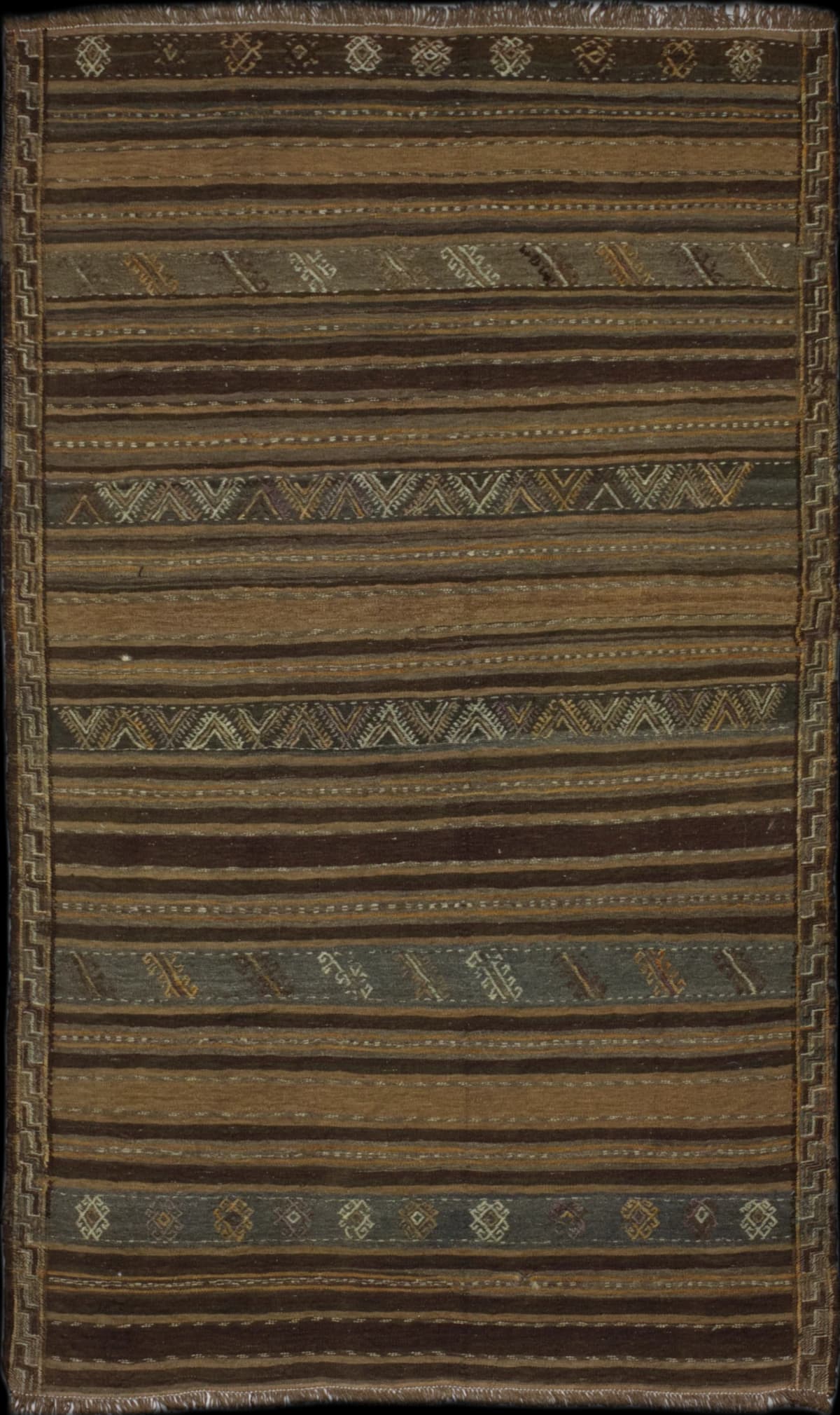 Persian rug in dimensions 230 centimeters length by 126 centimeters width with mainly brown colors